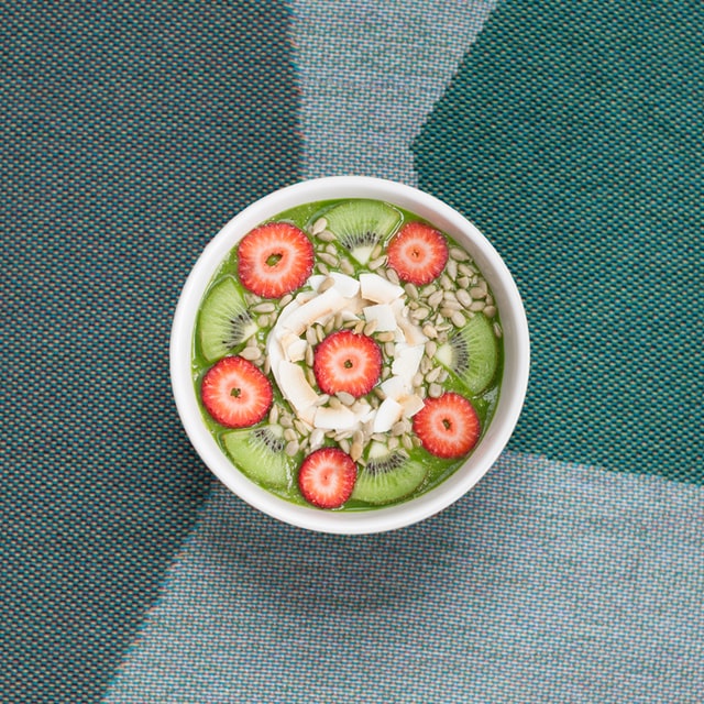 GRANOLA AUX FRAISES ET AUX KIWIS
